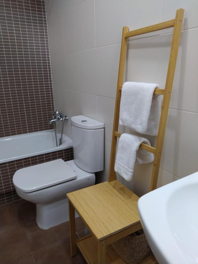 Casa Aurea-Apartamento Zona Antigua,Parking Y Wifi By Delabra Apartments 奥维耶多 外观 照片