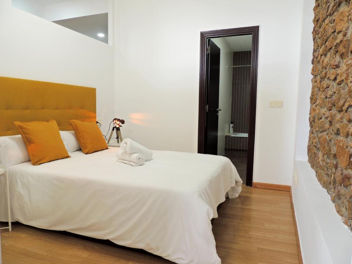 Casa Aurea-Apartamento Zona Antigua,Parking Y Wifi By Delabra Apartments 奥维耶多 外观 照片
