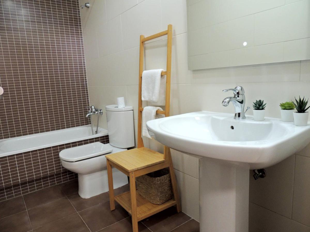 Casa Aurea-Apartamento Zona Antigua,Parking Y Wifi By Delabra Apartments 奥维耶多 外观 照片
